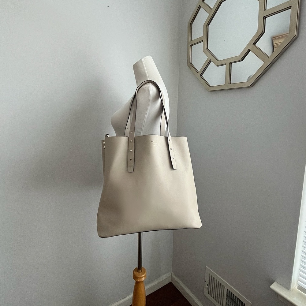 KATE SPADE  Large Adjustable Strap Tote Bag